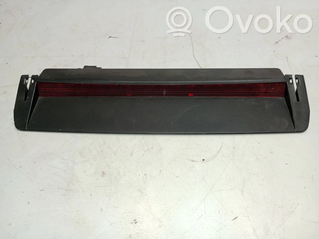 Volkswagen Jetta V Third/center stoplight 