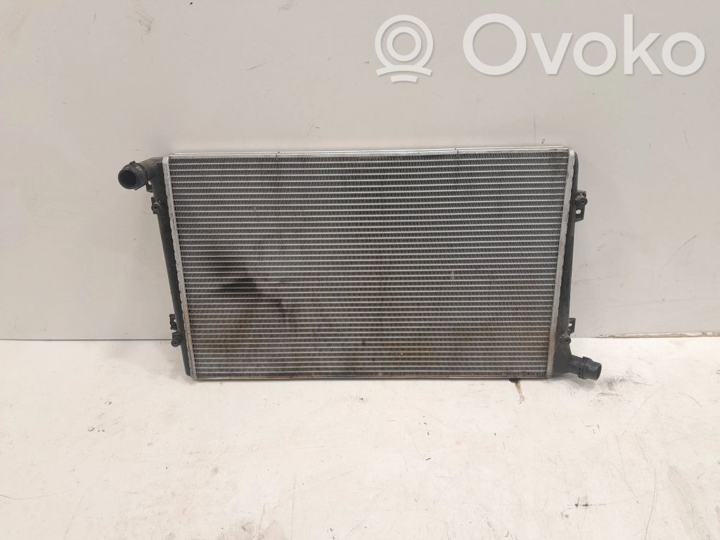 Volkswagen Caddy Radiator lichid răcire 