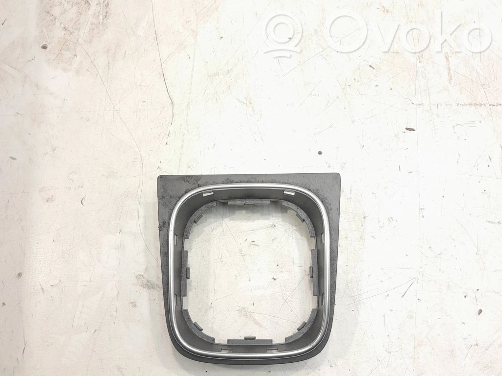 Volkswagen Jetta V Ramka drążka zmiany biegów 
