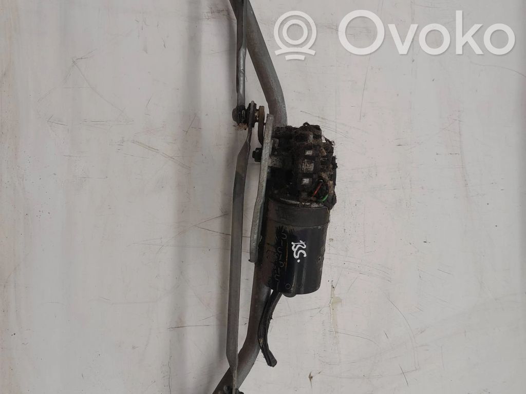 Volkswagen PASSAT B5 Motor y varillaje del limpiaparabrisas delantero 