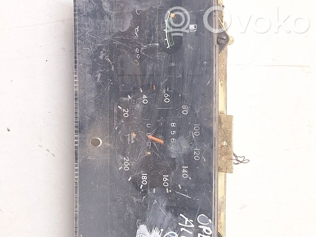 Opel Ascona C Speedometer (instrument cluster) 