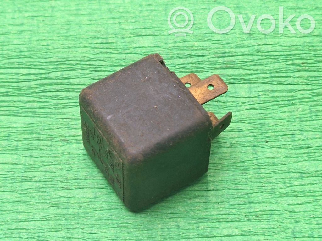 Opel Kadett E Muu rele 