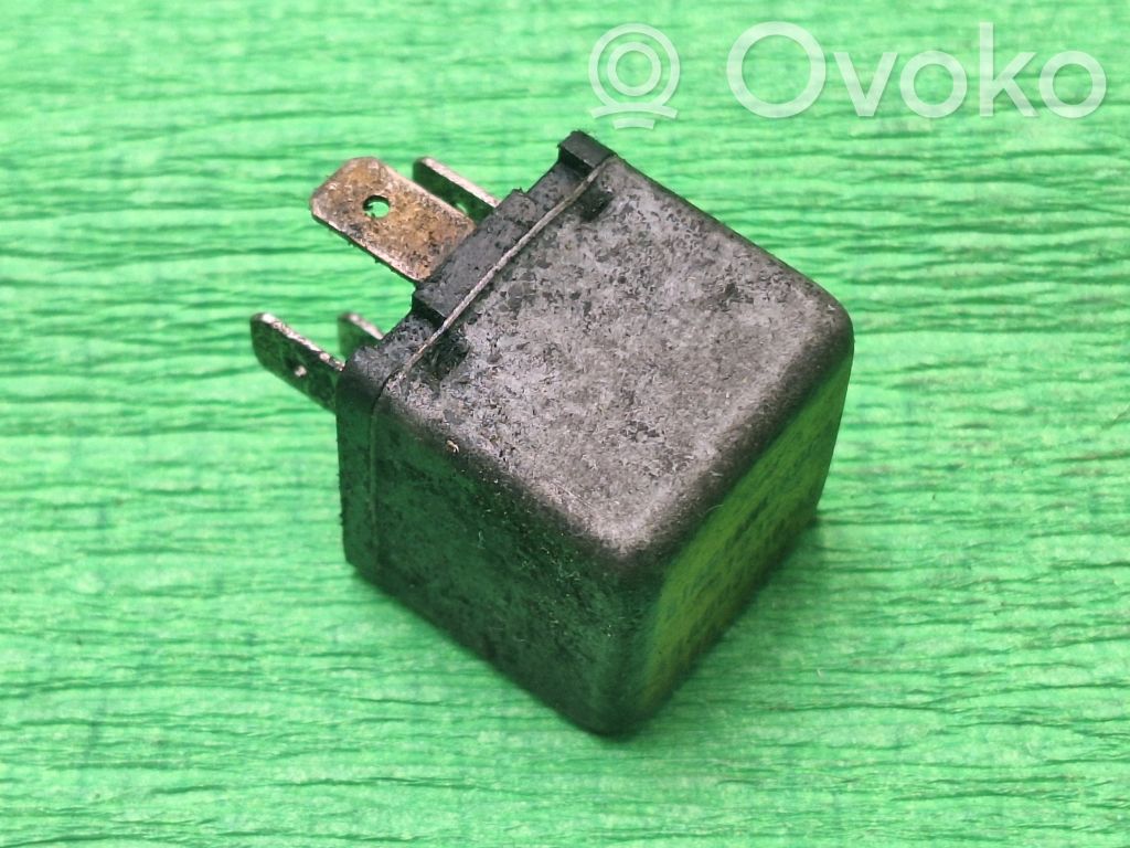 Ford Mondeo MK I Other relay 