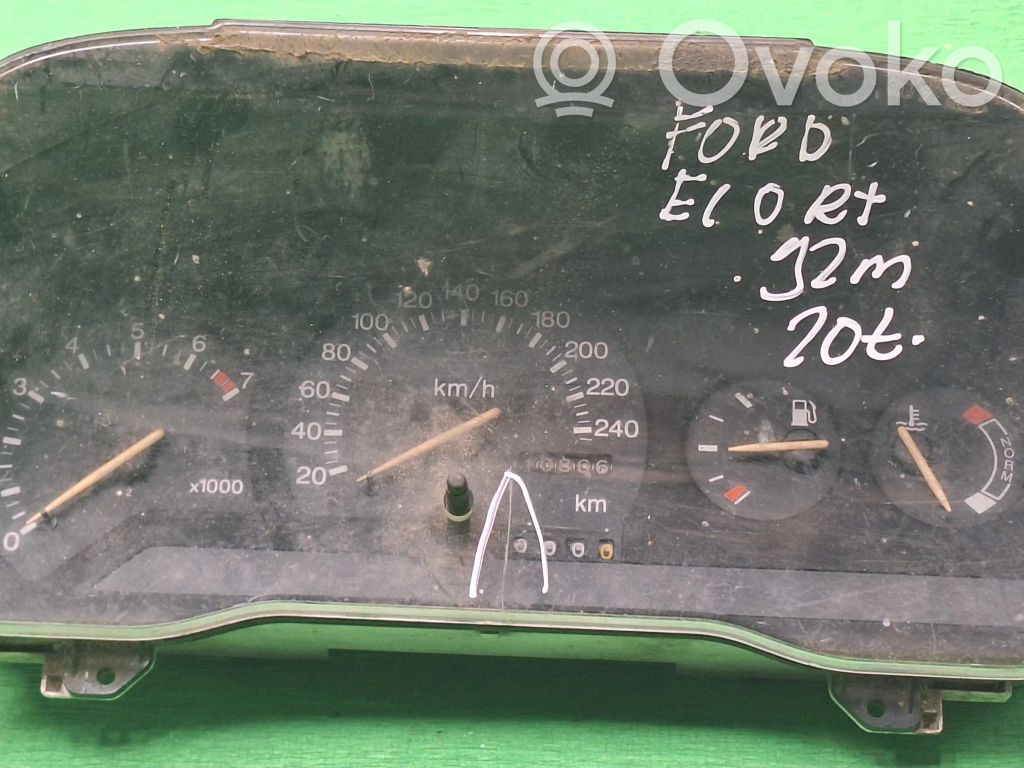 Ford Escort Speedometer (instrument cluster) 