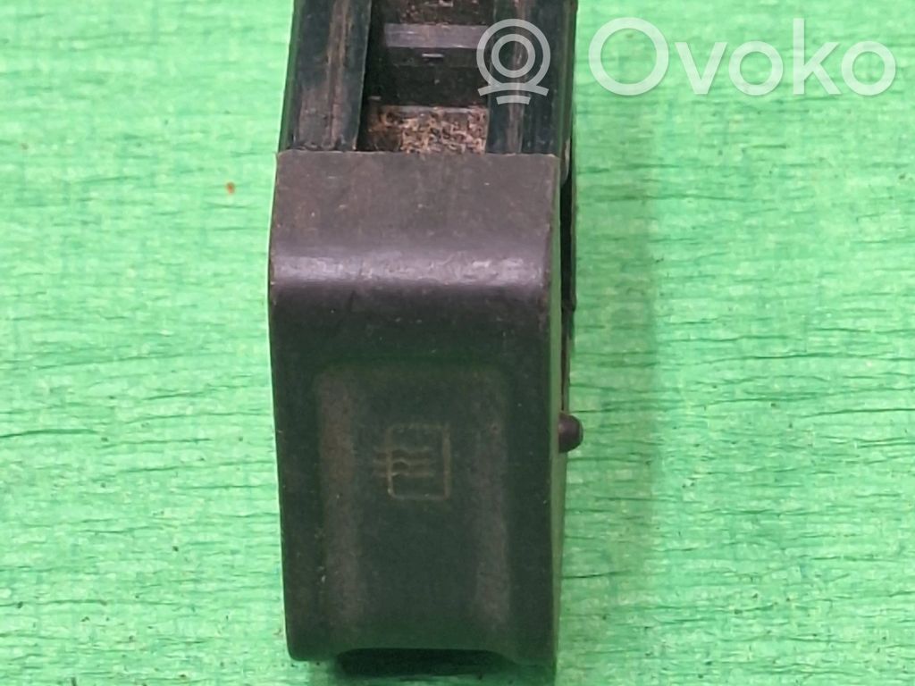 Windscreen/window heater switch   811941503
