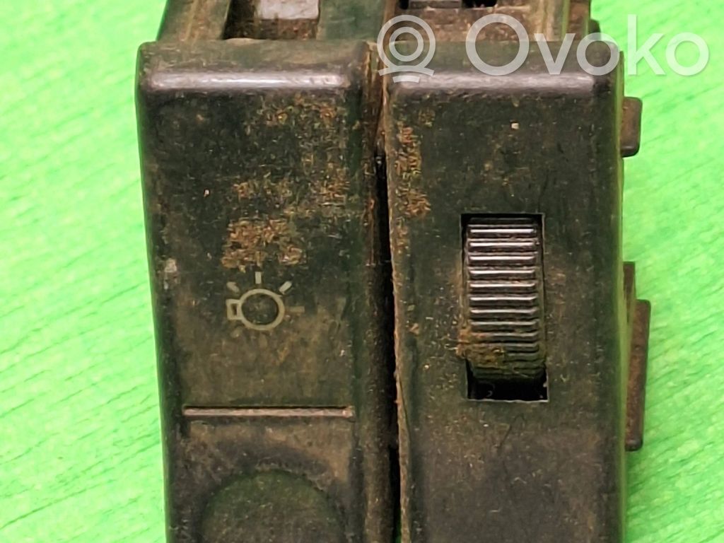 Audi 80 90 B2 Lichtschalter 