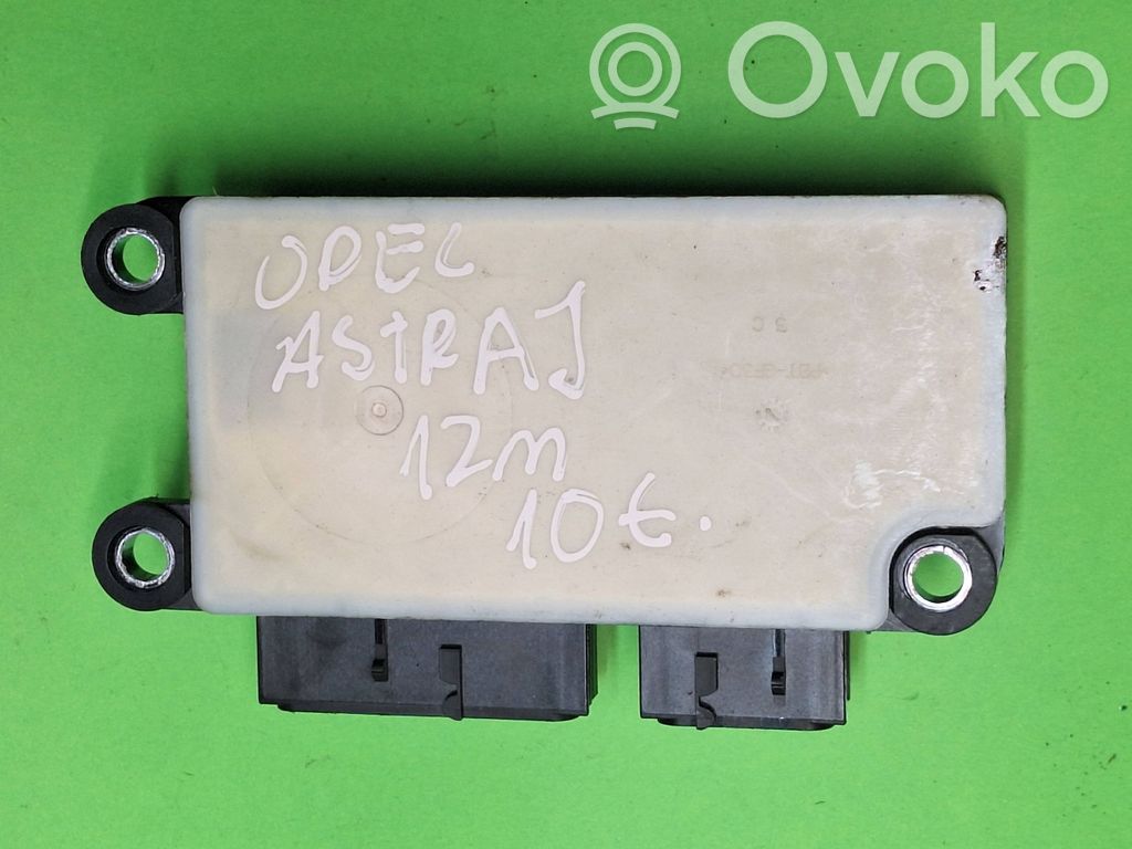 Opel Astra J Unitate/modul de comandă airbaguri 