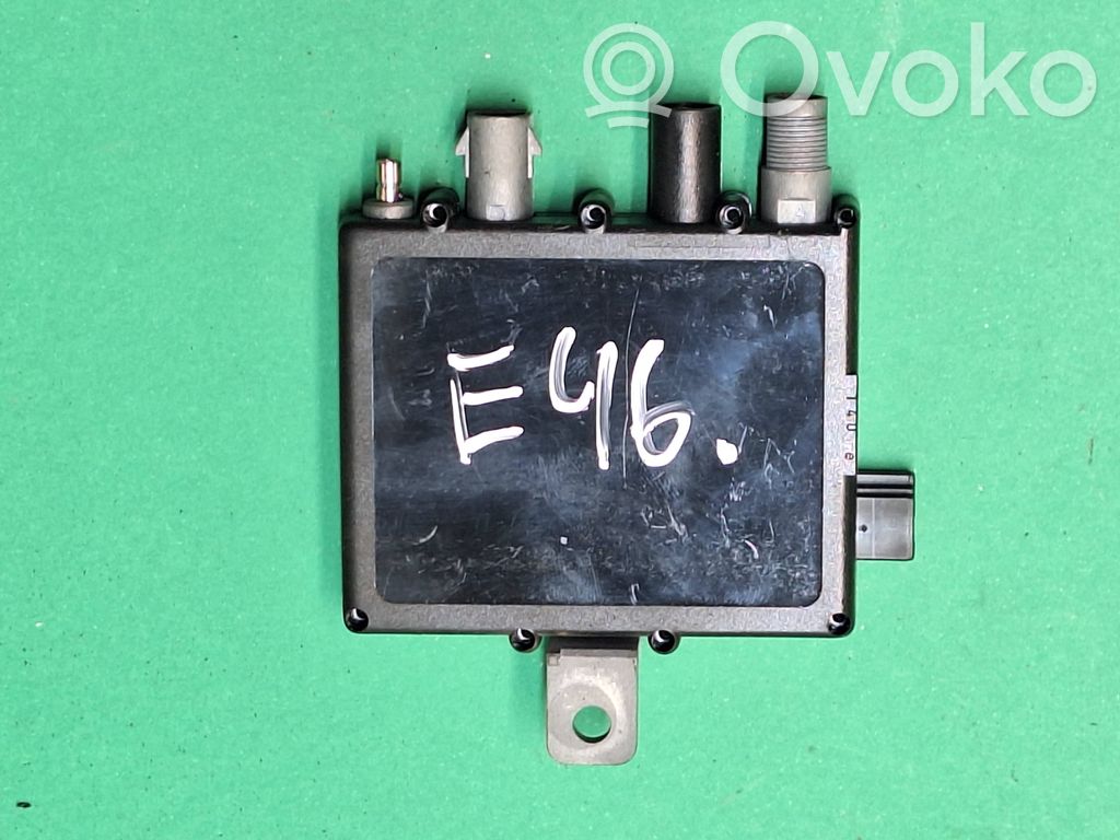 BMW 3 E46 Antenos stiprintuvas 