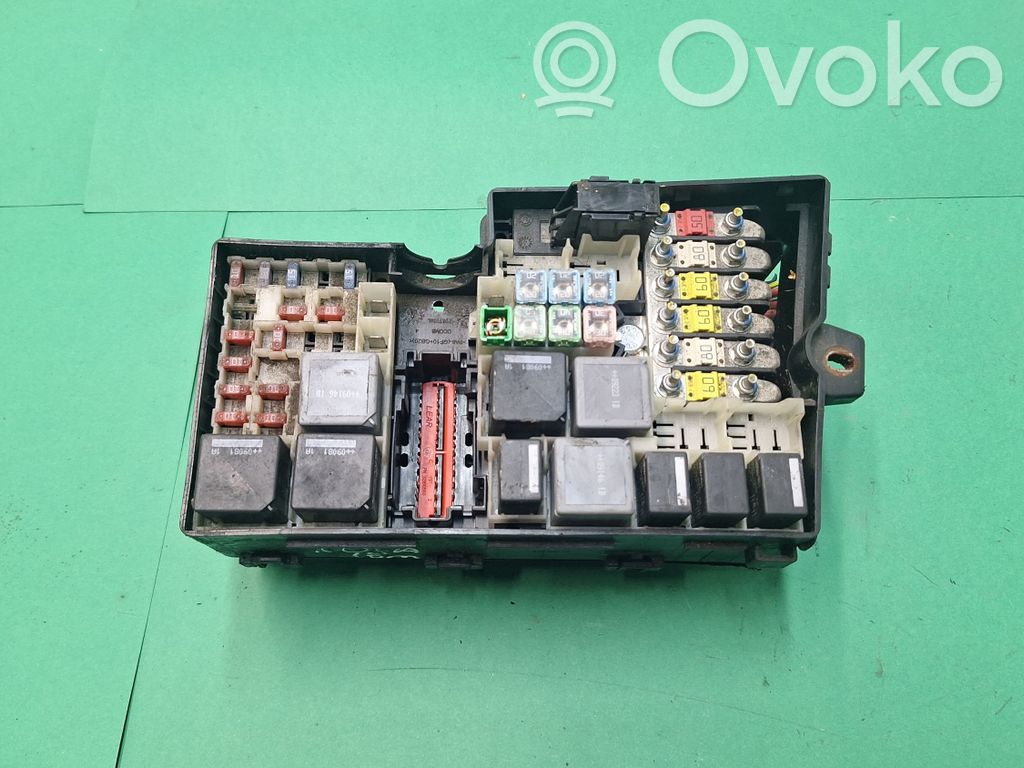 Ford Kuga I Fuse box set 