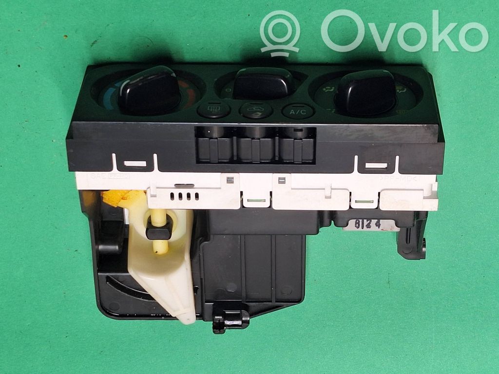 Subaru Legacy Climate control unit 