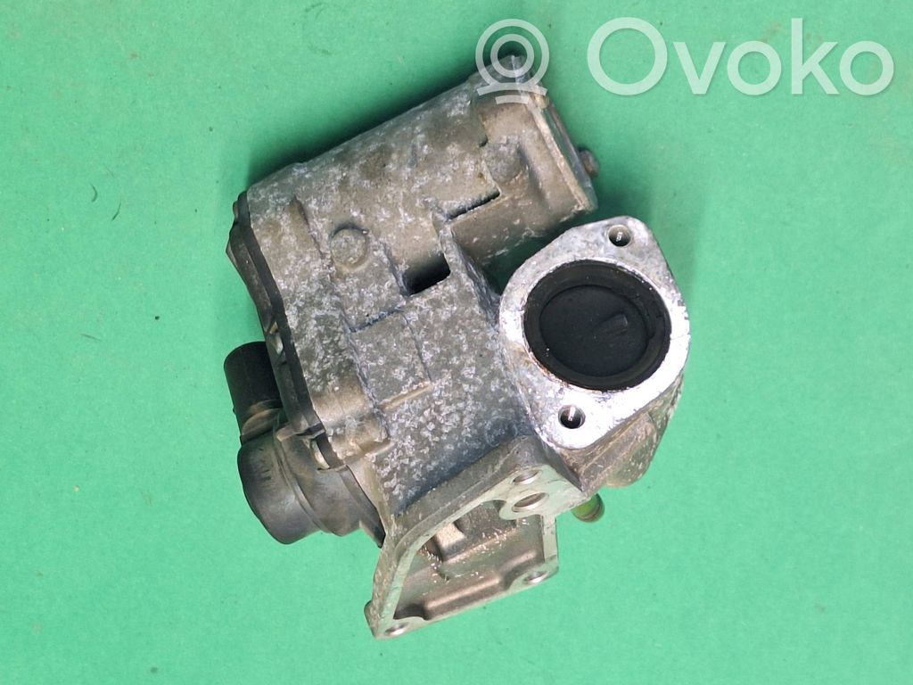 Volkswagen Golf V Válvula EGR 