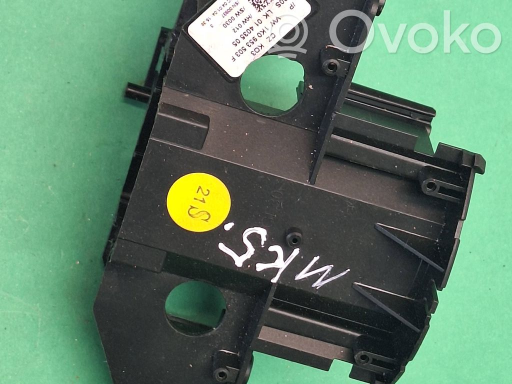 Volkswagen Golf V Wiper turn signal indicator stalk/switch 