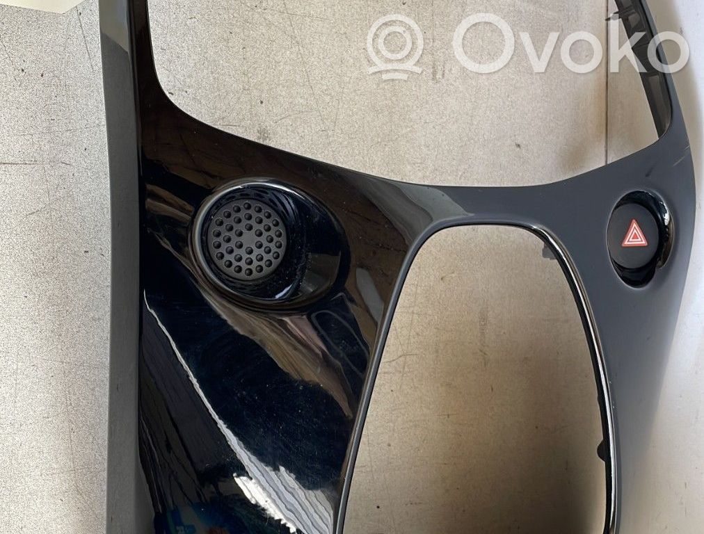 Peugeot 108 Consolă centrală 