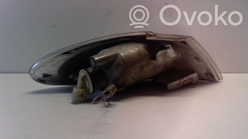 Renault Espace III Piloto intermitente del guardabarros delantero 