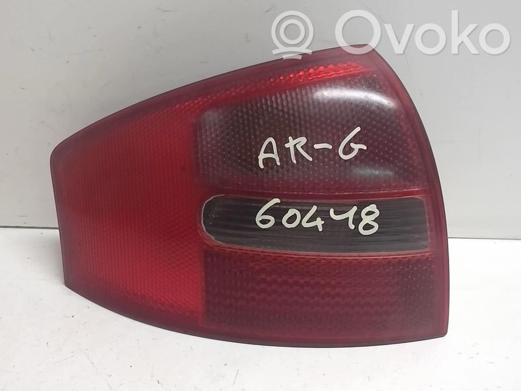 Audi A6 S6 C5 4B Lampă spate în caroserie 