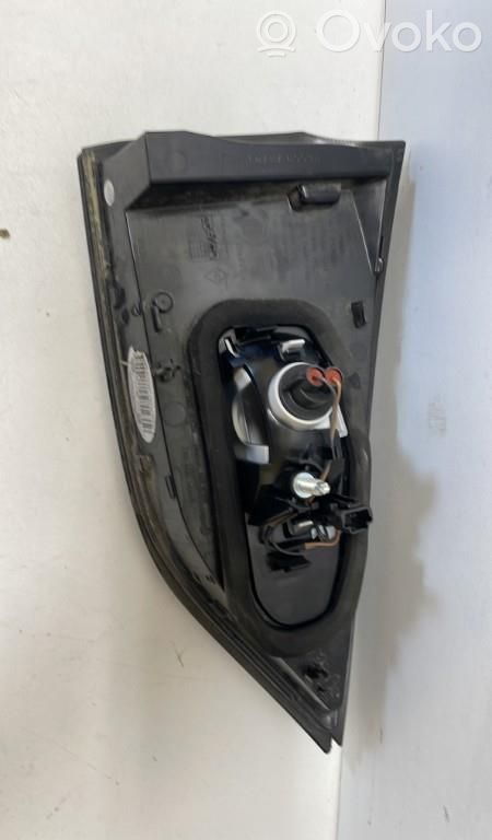 Renault Espace V (RFC) Lampă spate în capacul portbagajului 