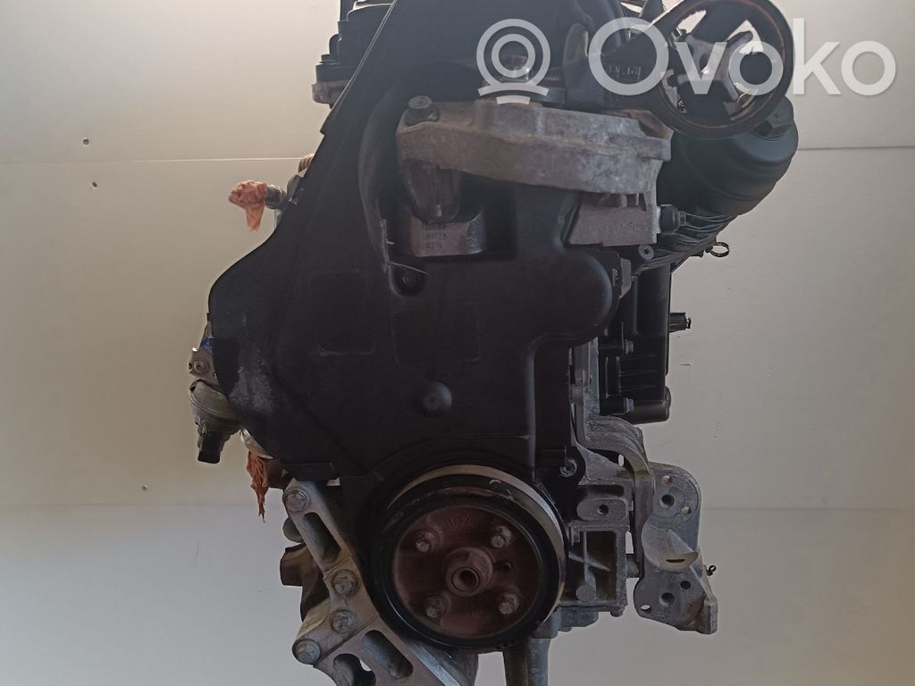 Engine   D5204T56906284