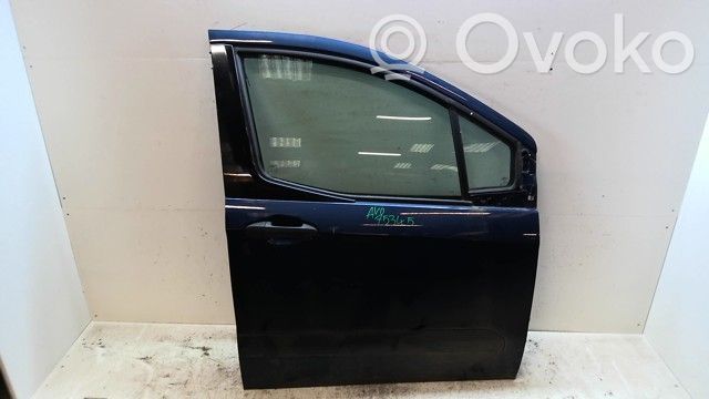 Ford Transit Courier Дверь 