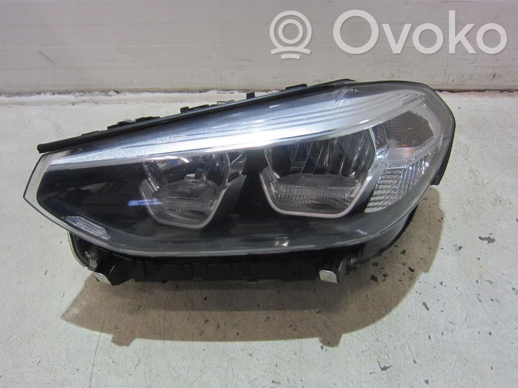BMW X3 G01 Lampa przednia 
