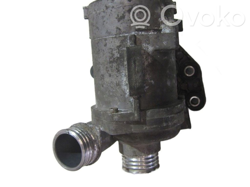 BMW X3 F25 Water pump 