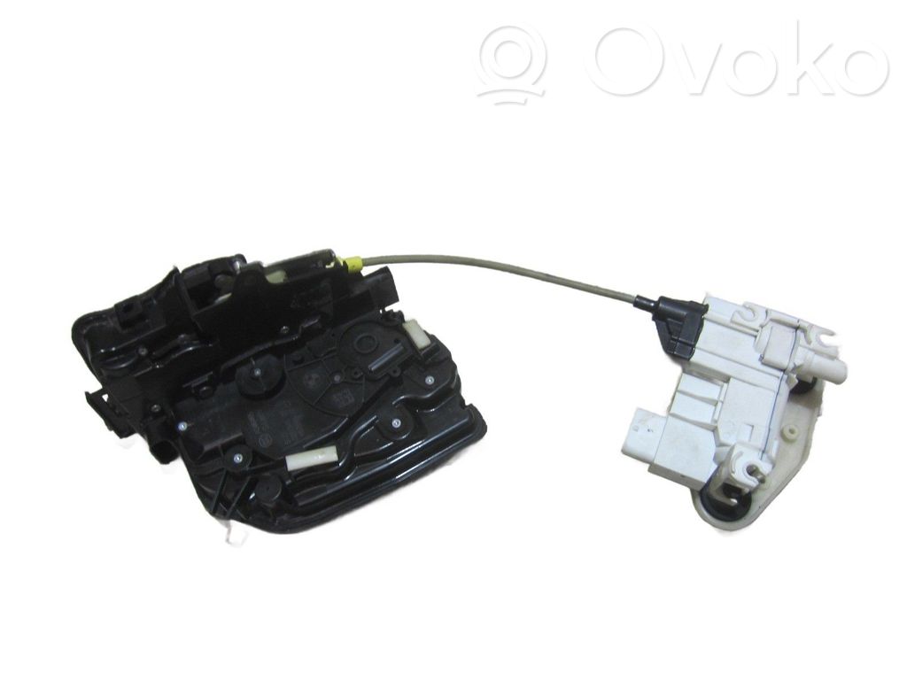 BMW X5 F15 Zamek drzwi przednich 