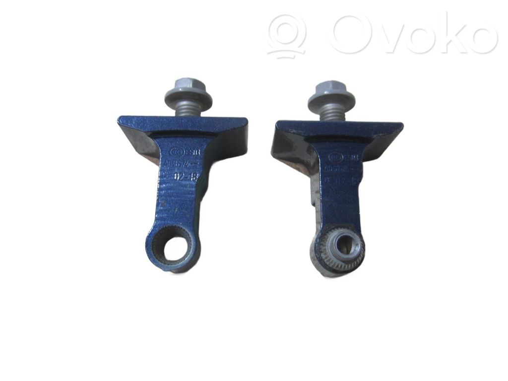 BMW X3 G01 Front door upper hinge 