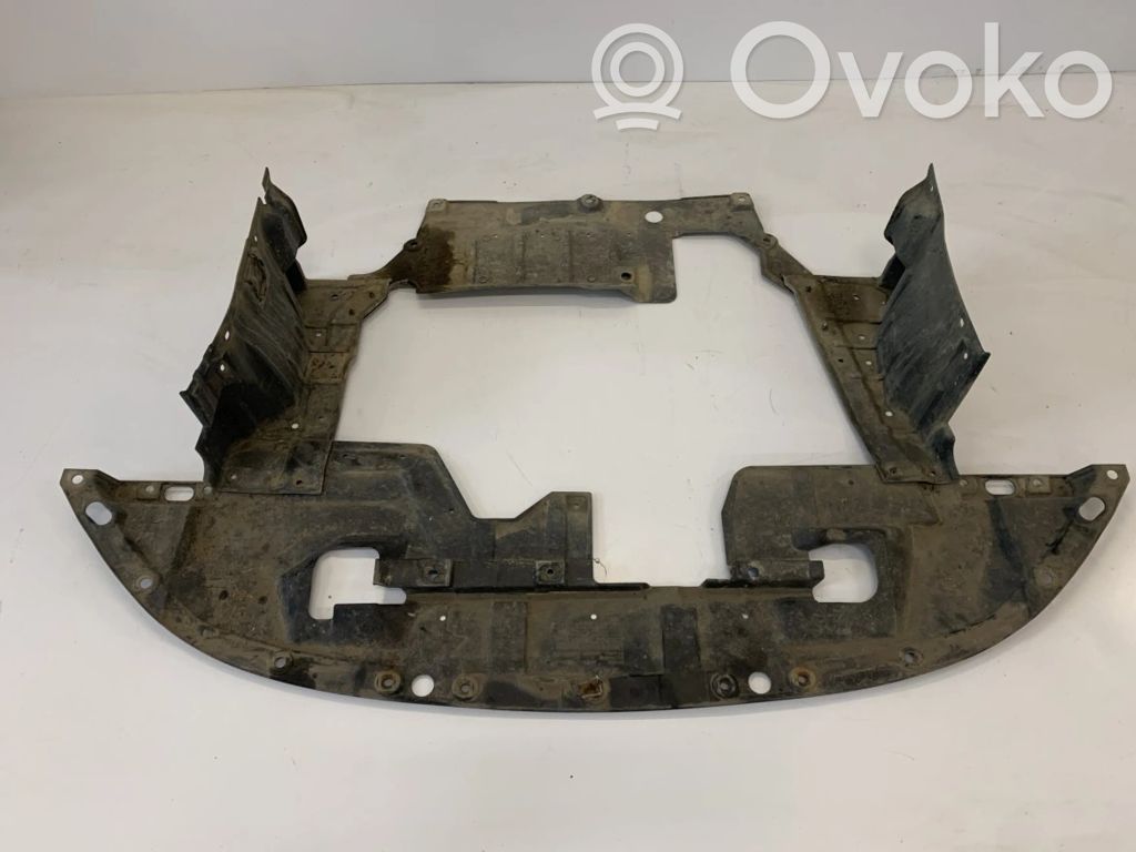 Mitsubishi Outlander Engine splash shield/under tray 