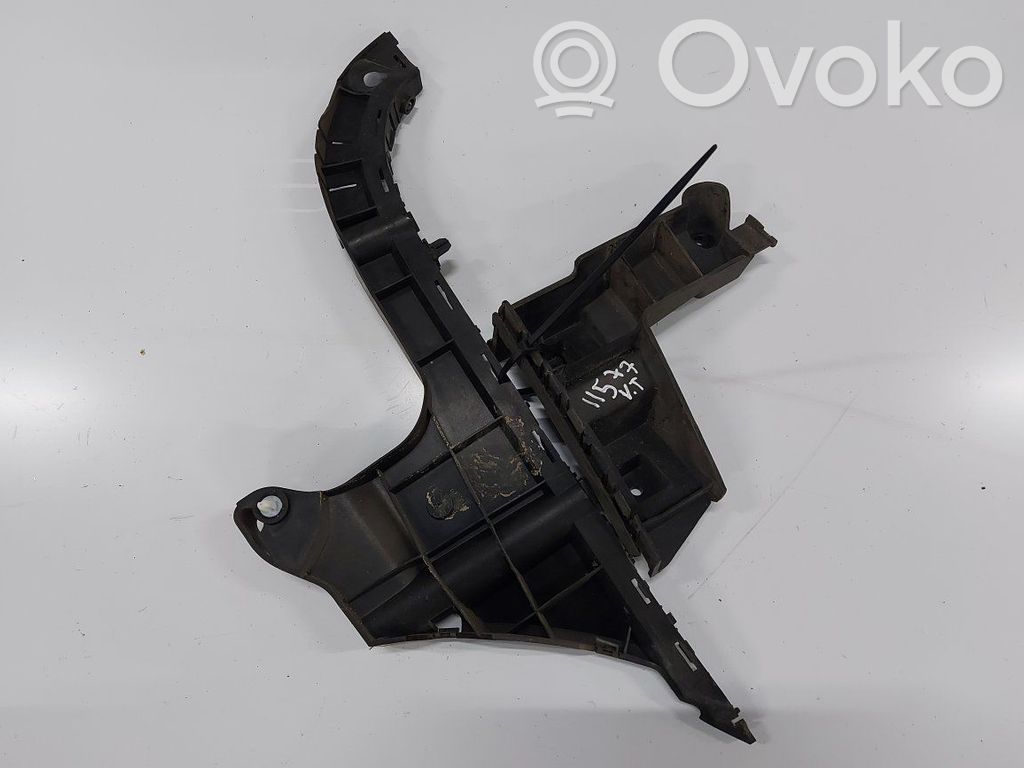 Volvo V70 Soporte de montaje del parachoques trasero 