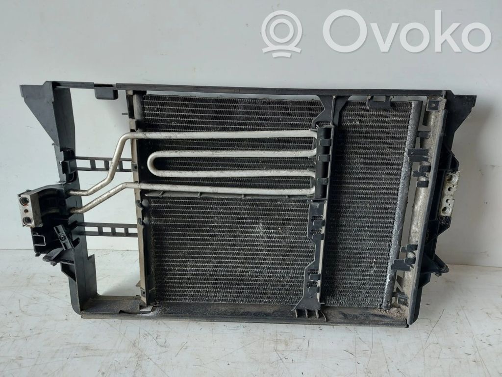 BMW 7 E38 Radiatora komplekts 