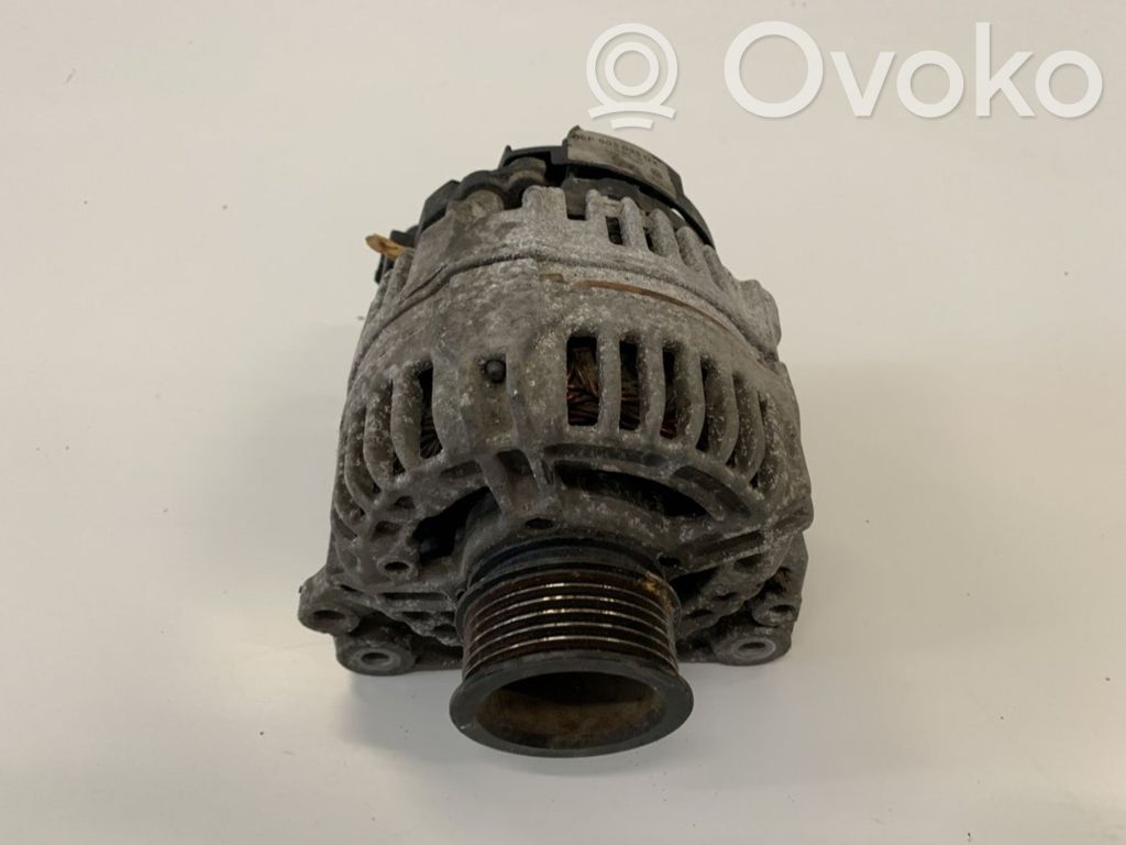 Volkswagen Touran I Alternator 