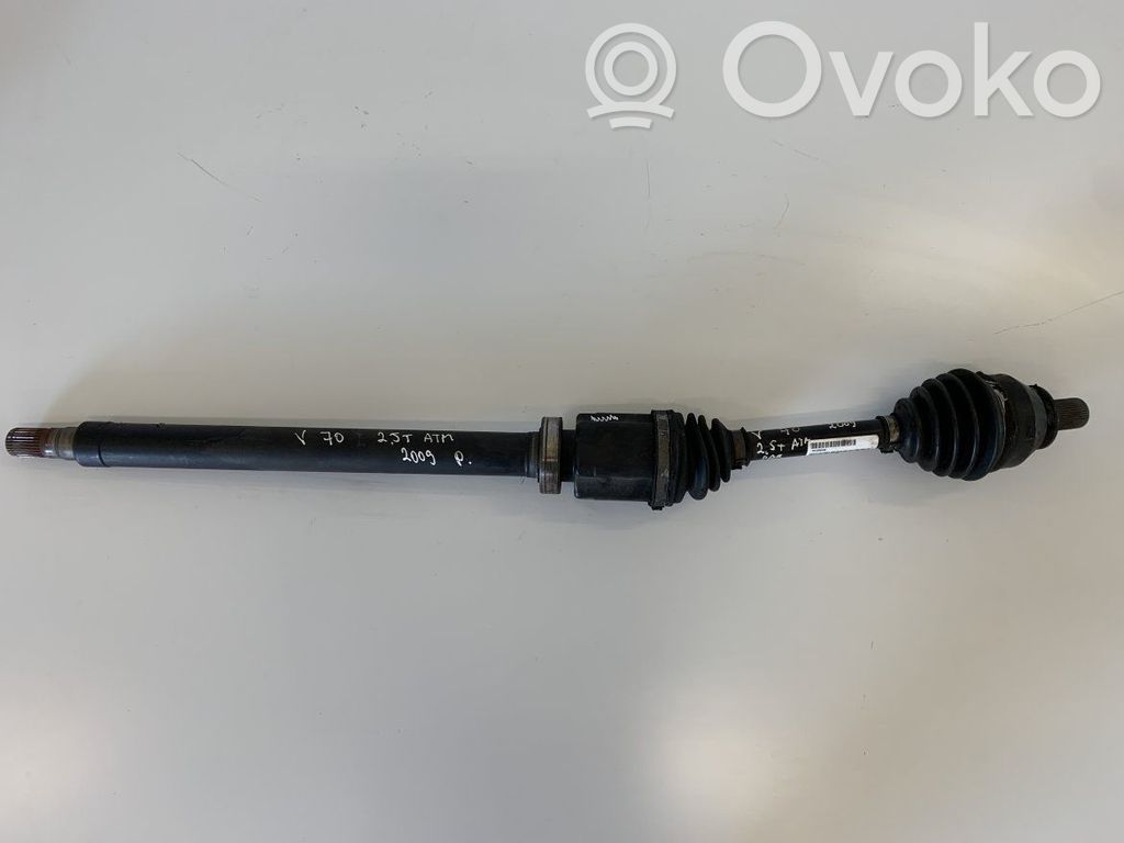 Volvo V70 Priekinis pusašis 