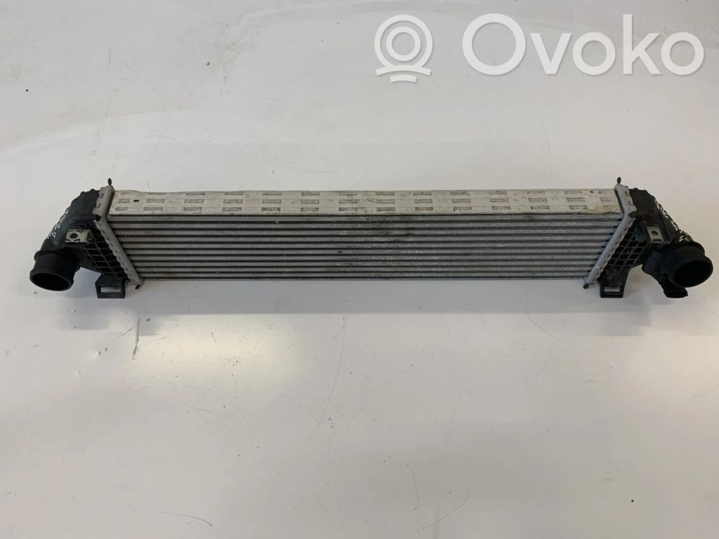 Volvo V40 Interkūlerio radiatorius 