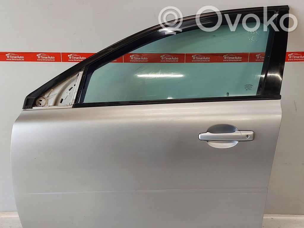 Volvo V70 Priekinės durys 