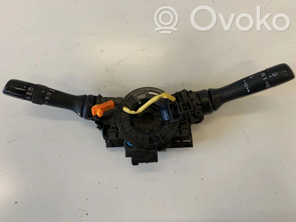 Toyota Yaris Manetka / Przełącznik kierunkowskazów wycieraczek 