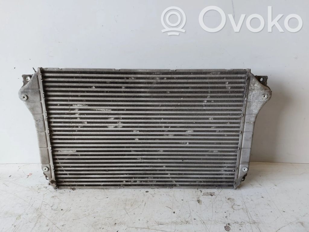 Toyota Avensis T250 Interkūlerio radiatorius 