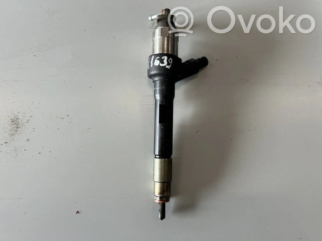 Mazda CX-7 Inyector de combustible 