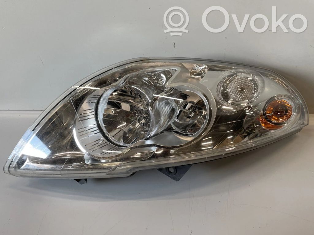 Renault Master III Phare frontale 