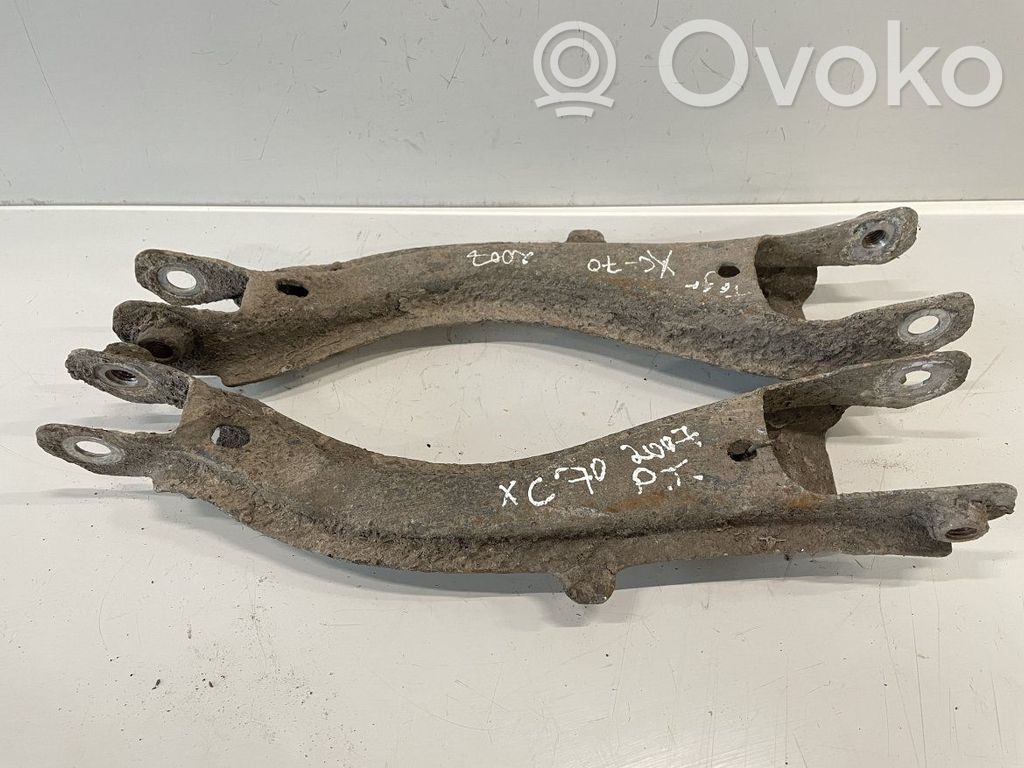 Volvo XC70 Brazo de suspensión trasero 