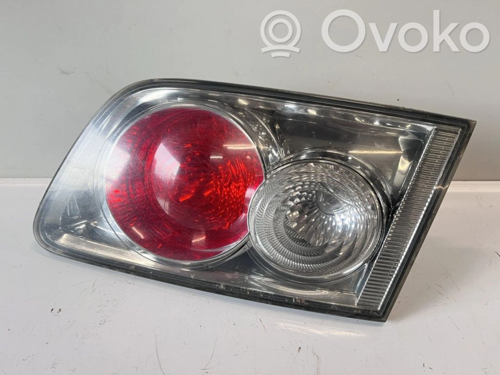 Mazda 6 Aizmugurējais lukturis pārsegā 