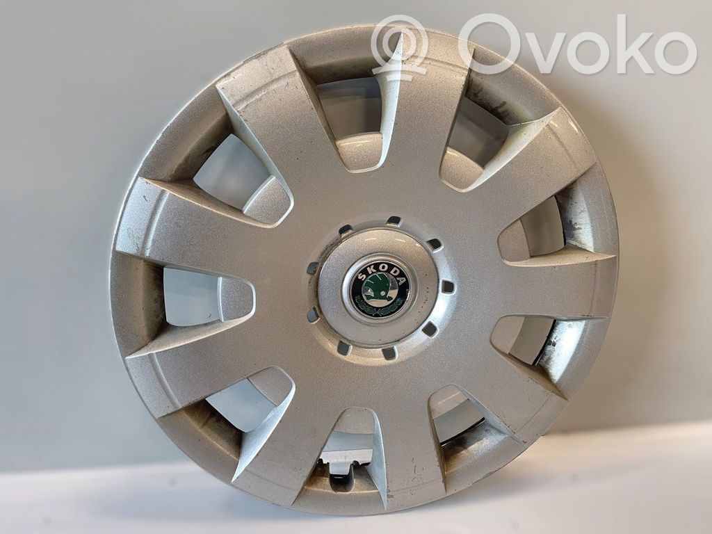 Skoda Superb B6 (3T) Ornament central jantă R12 