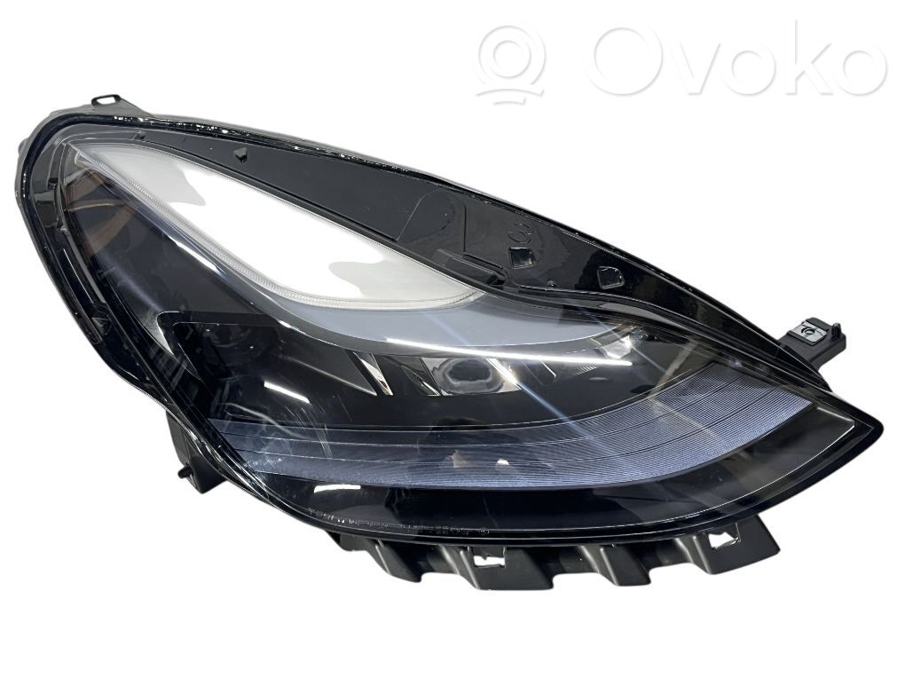 Lampa przednia   151495310E,151495310E,01531932,01531932,P153292503C