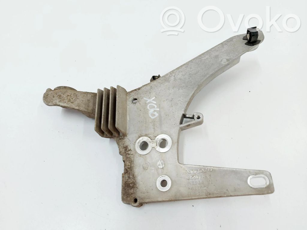 Volvo XC40 Holder (bracket) 