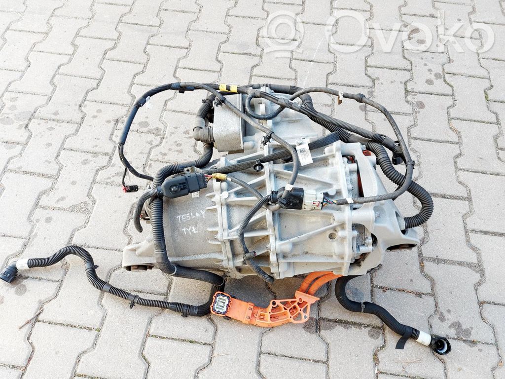 Tesla Model Y Elektromobilio variklis 