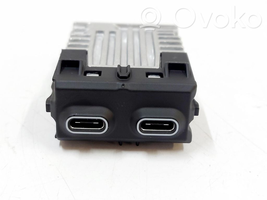 BMW X3 G45 Priză USB 