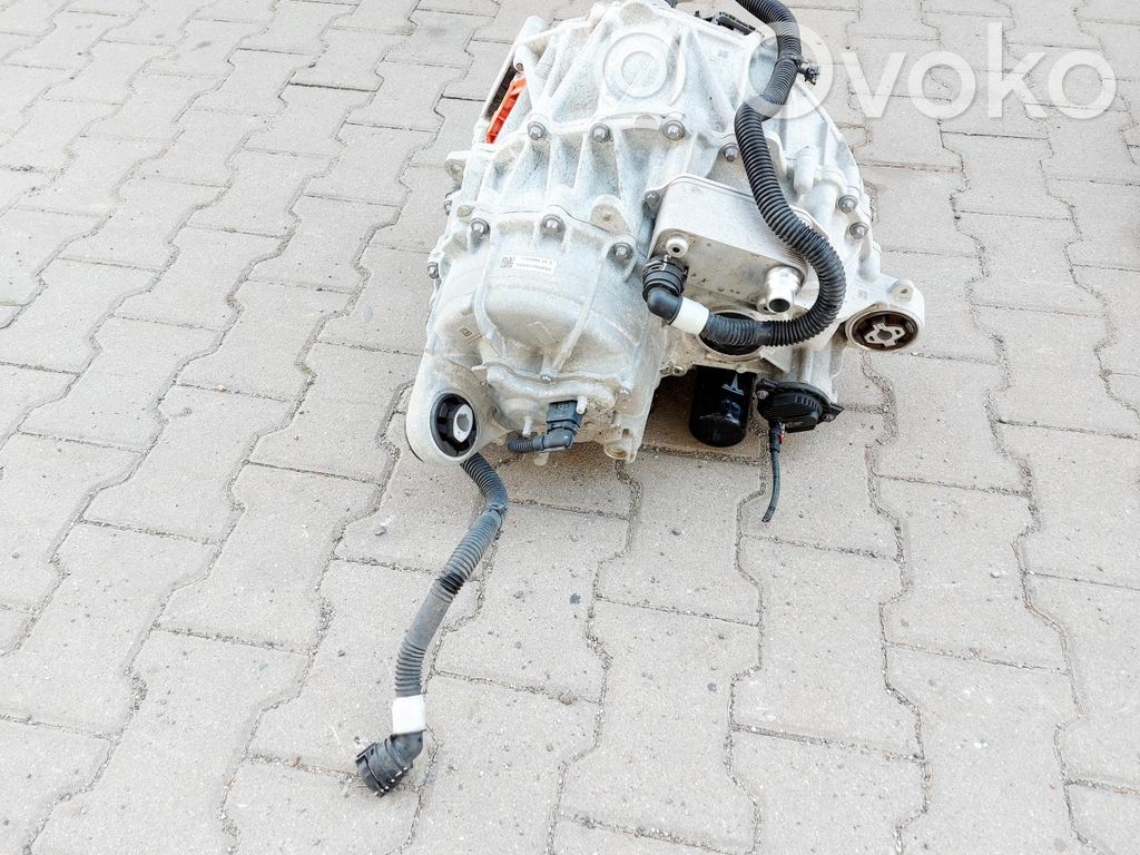 Tesla Model Y Motor vehicul electric 