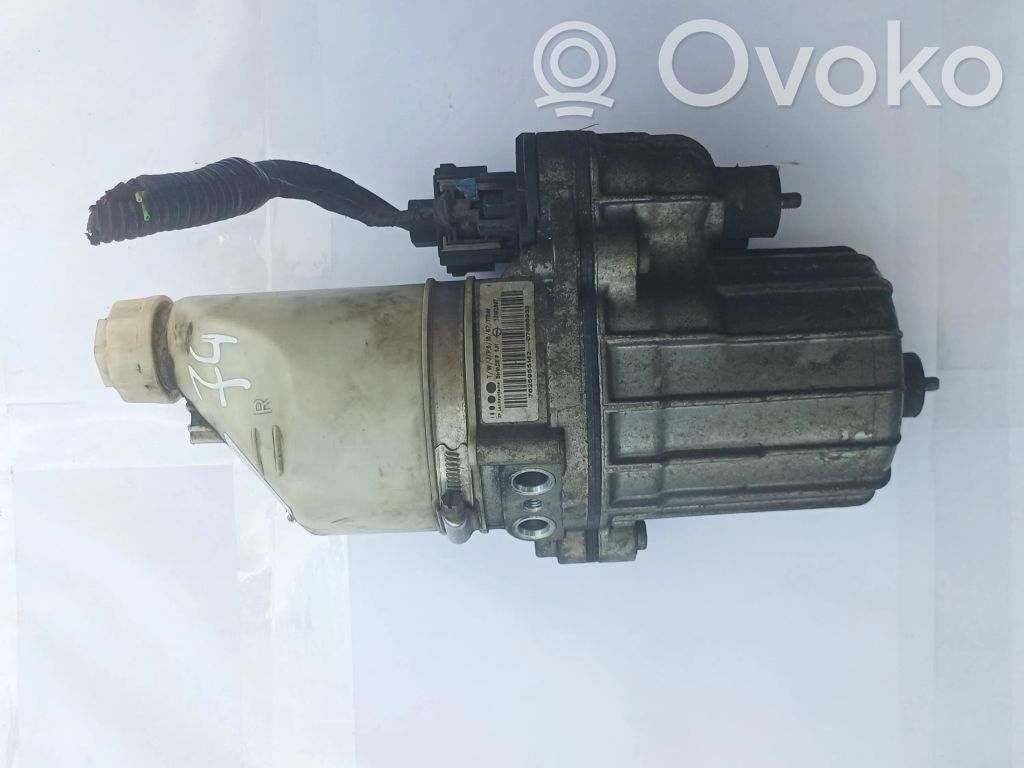 Opel Zafira B Ohjaustehostimen pumppu 