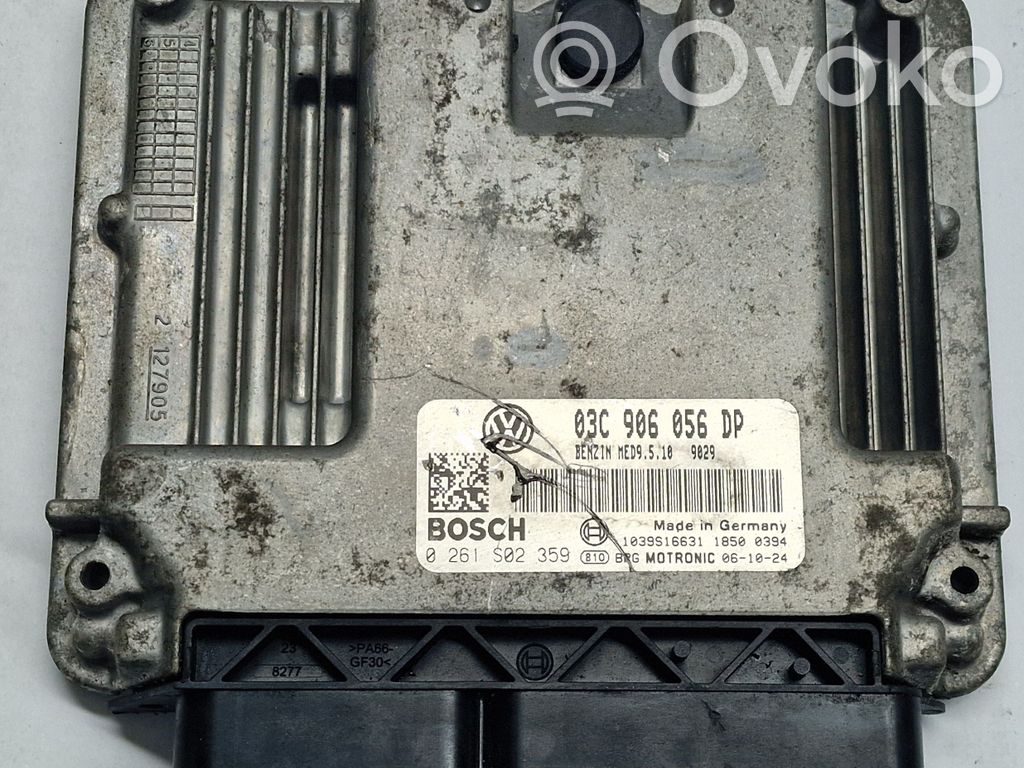 Volkswagen Golf V Engine control unit/module 