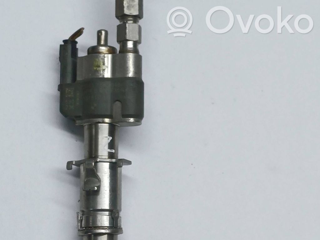 BMW 3 E90 E91 Fuel injector 