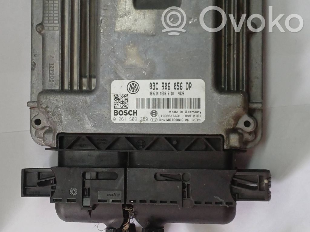 Volkswagen Golf V Engine control unit/module 
