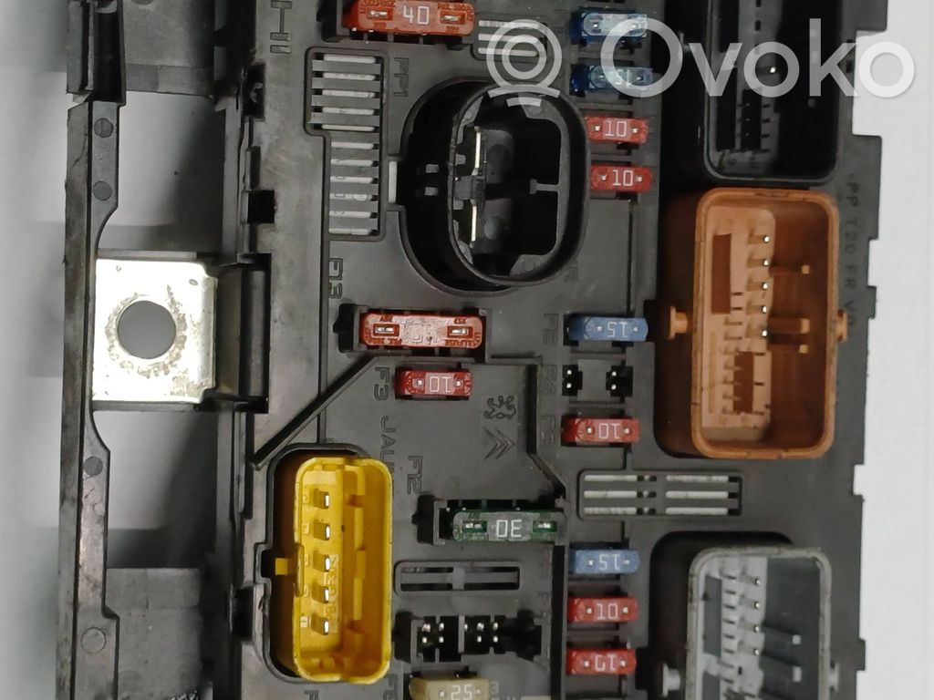 Peugeot 207 BSM Control unit 